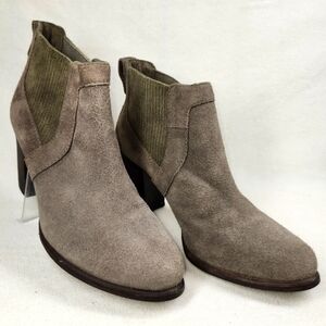 UGG Women’s 8.5 Charcoal Nubuck Leather Block Heel Ankle Booties | Style 1010191